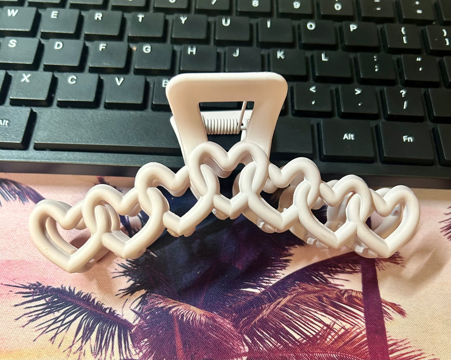 Large Heart Hair Claw