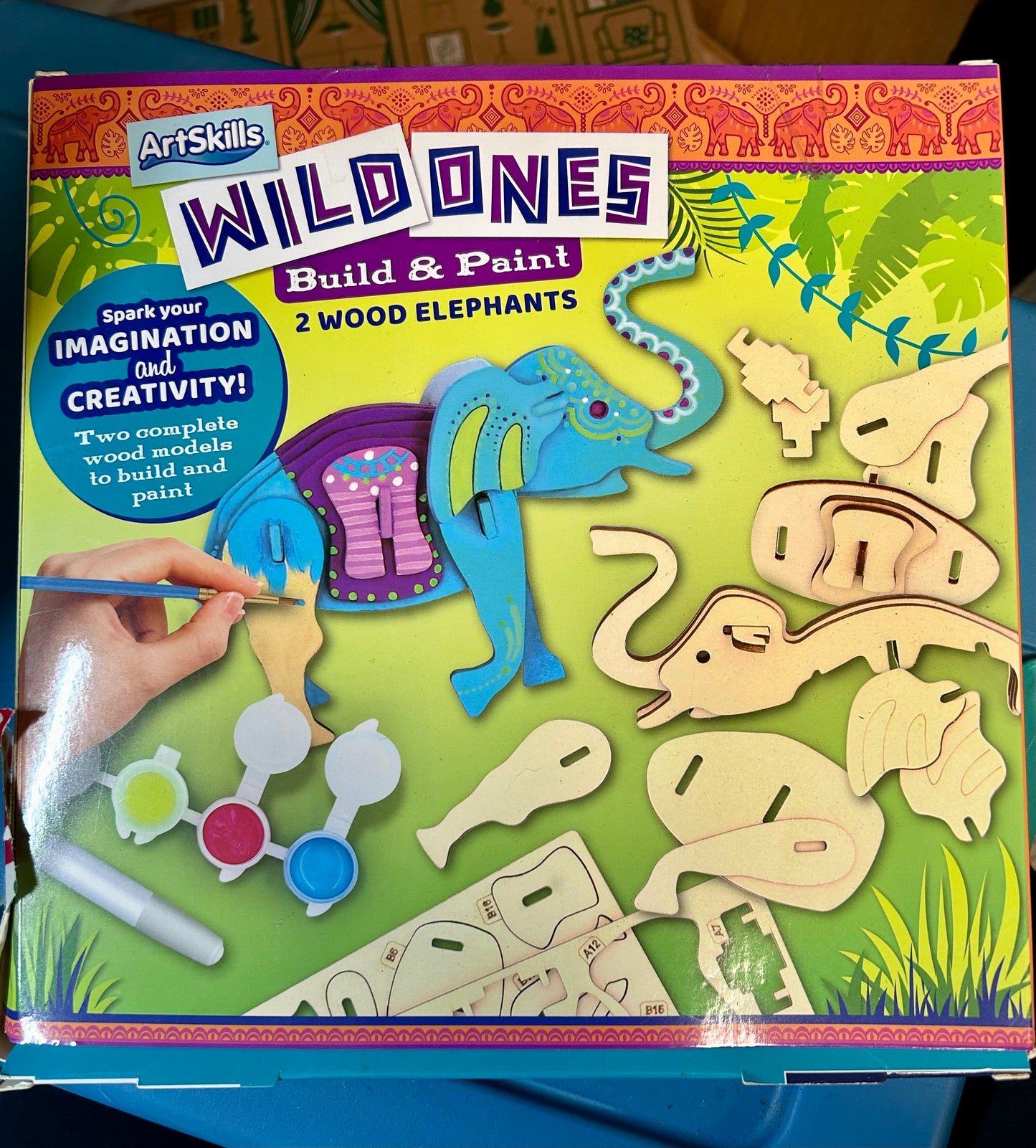 Build & Paint Elephants