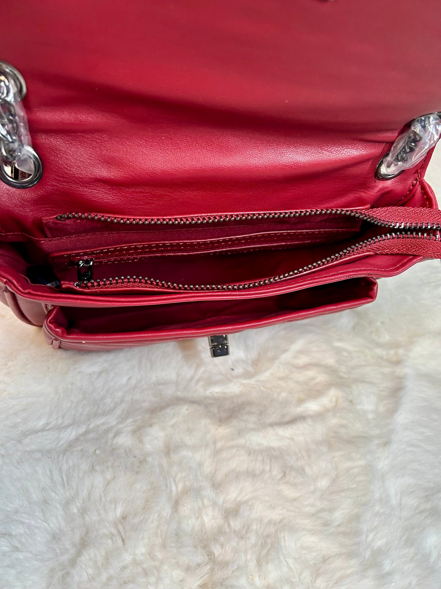 Badgley Mischka Crossbody w/Gunmetal