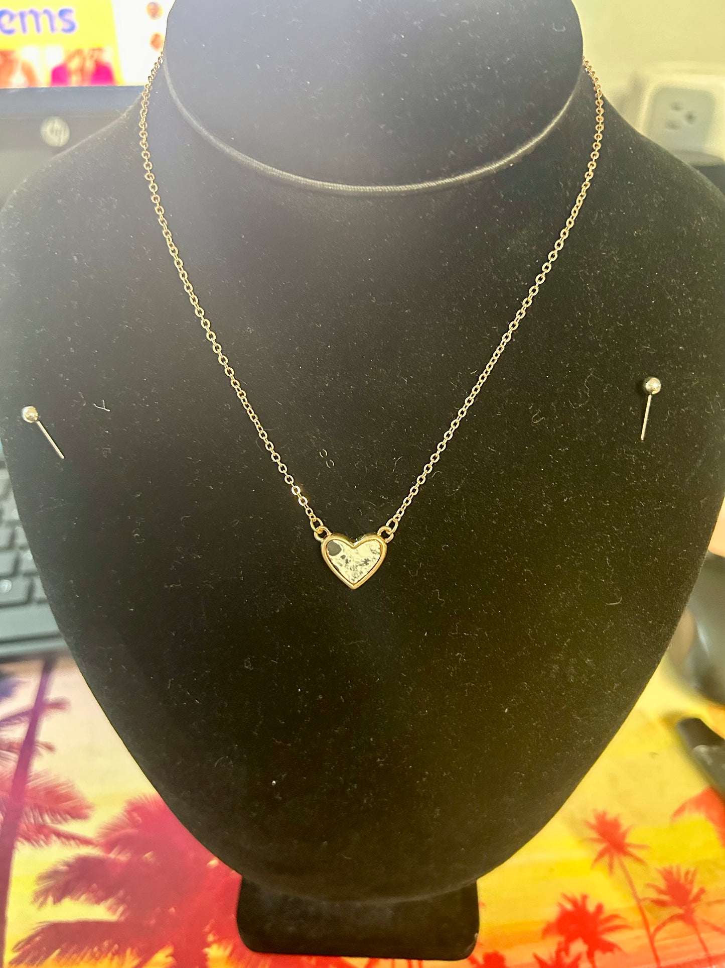 Marble Heart Necklace-White