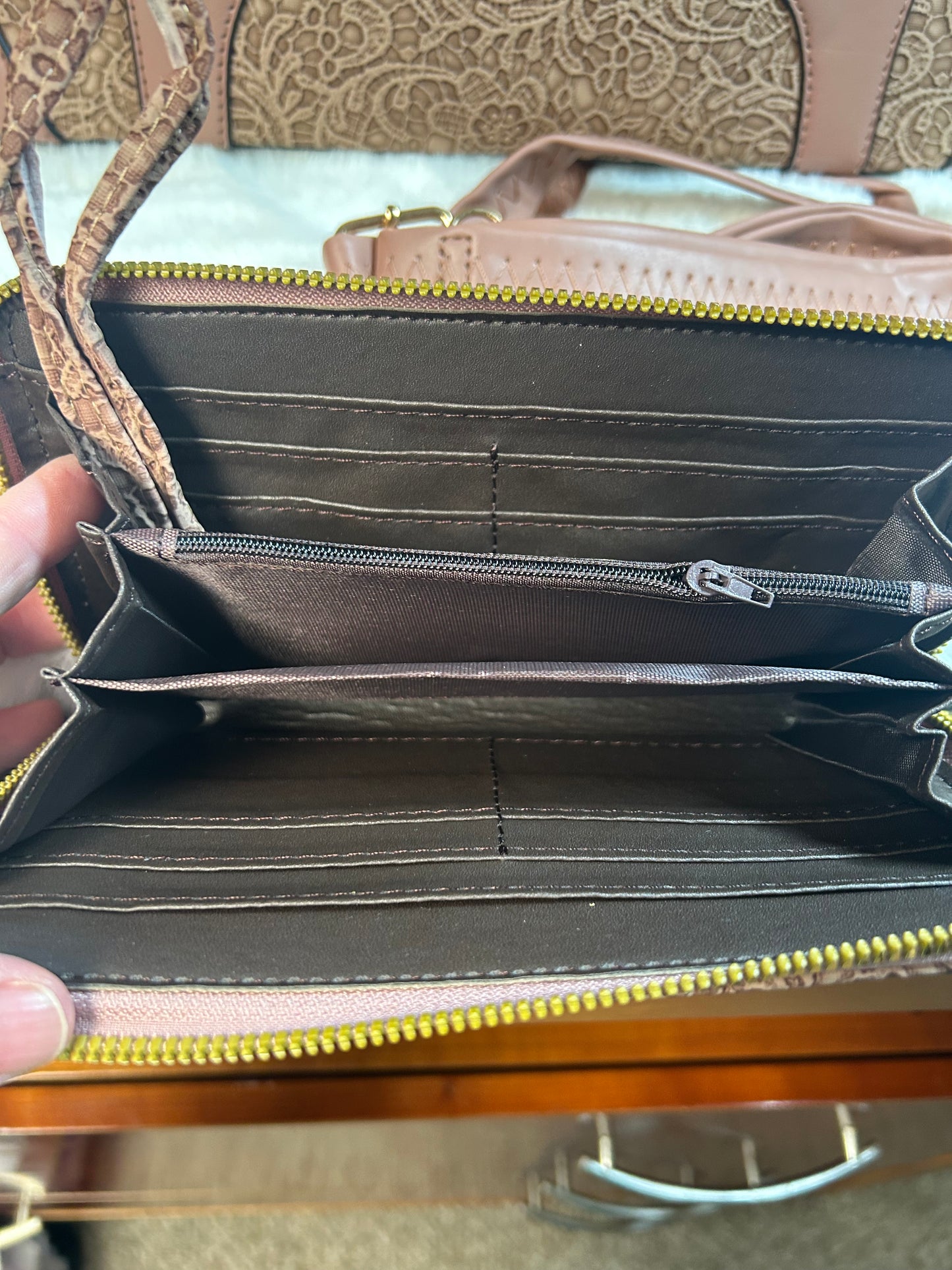 Rose Stamped Bag w/Matching Wallet