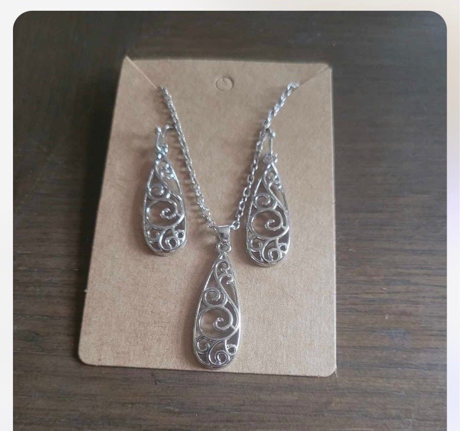 Geometric Jewelry Set