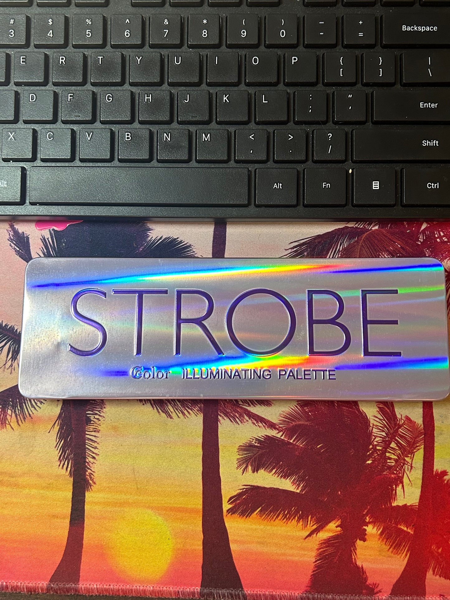 Strobe Illuminating Palette